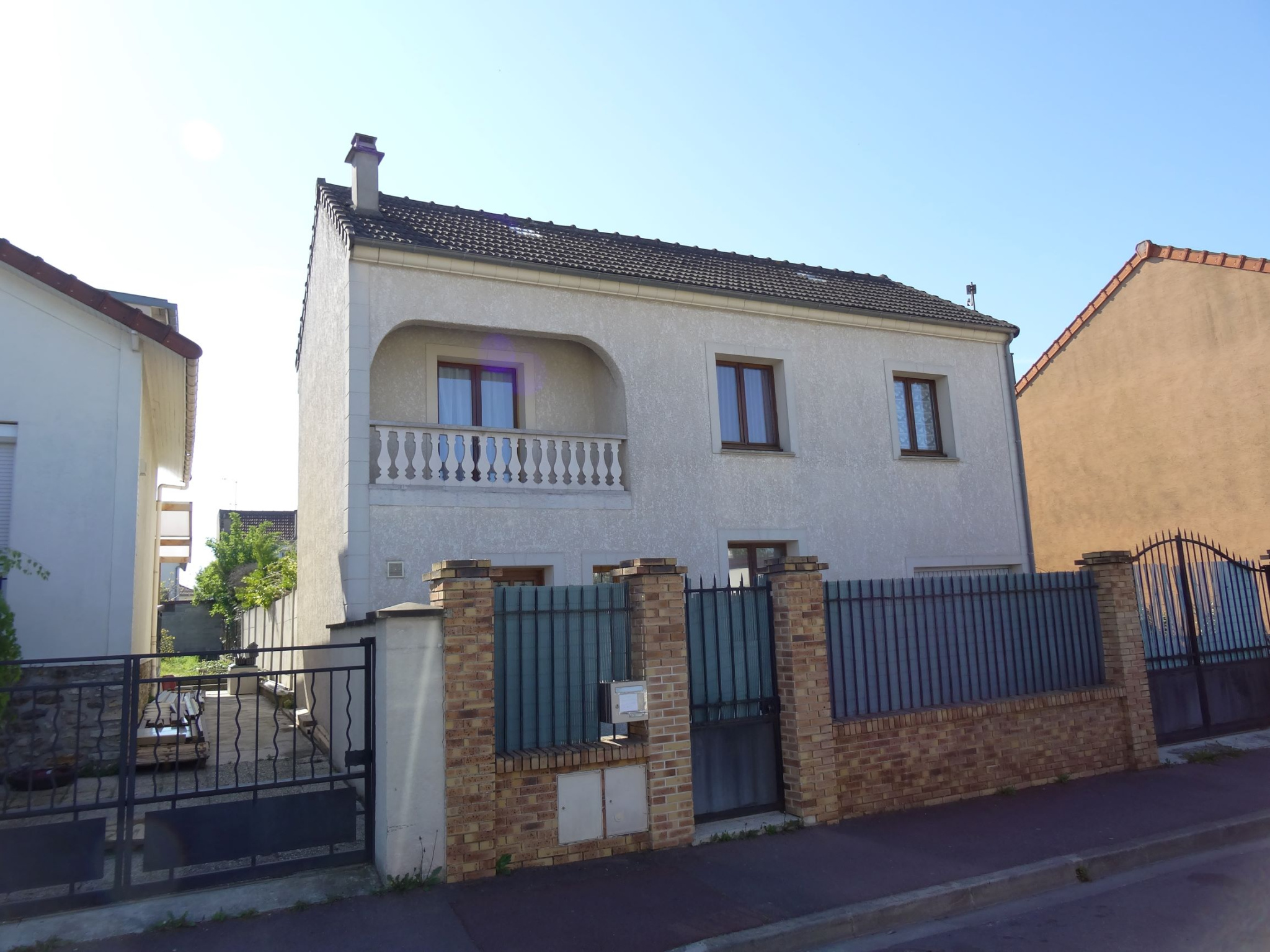 Maison à Vendre à Garges-les-gonesse Agence Alain